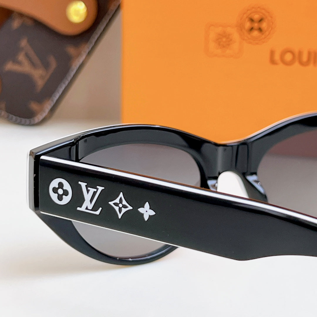 Versatile and fashionable sunglasses