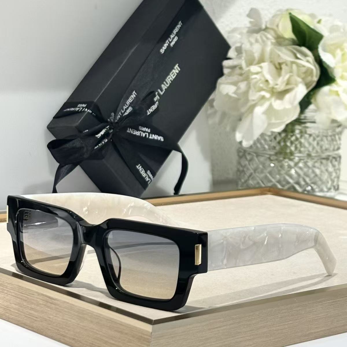 Fashion hot 8 color sunglasses