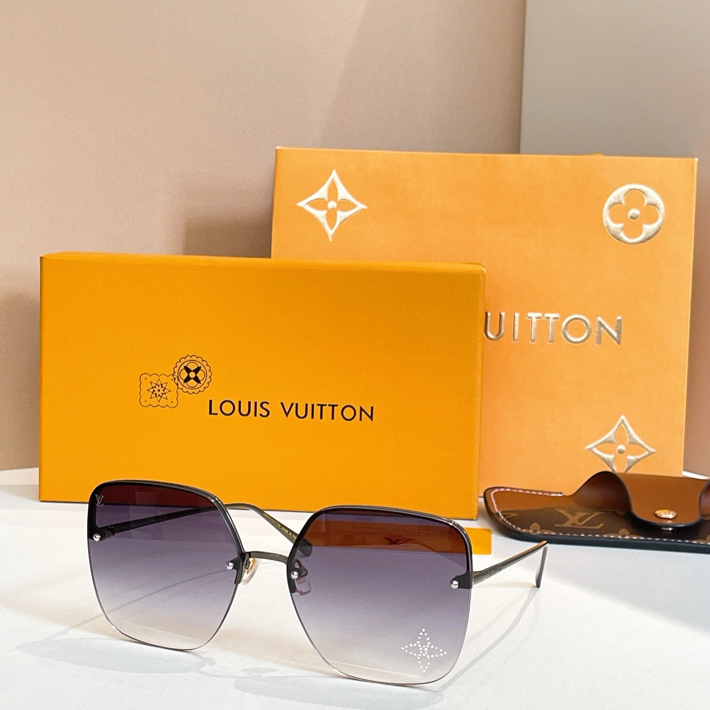 Fashion hot 7 color sunglasses