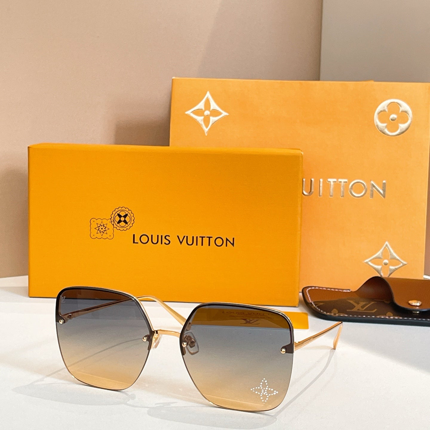 Fashion hot 7 color sunglasses