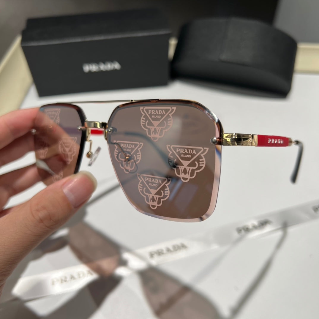 Fashion hot 7 color sunglasses 090501