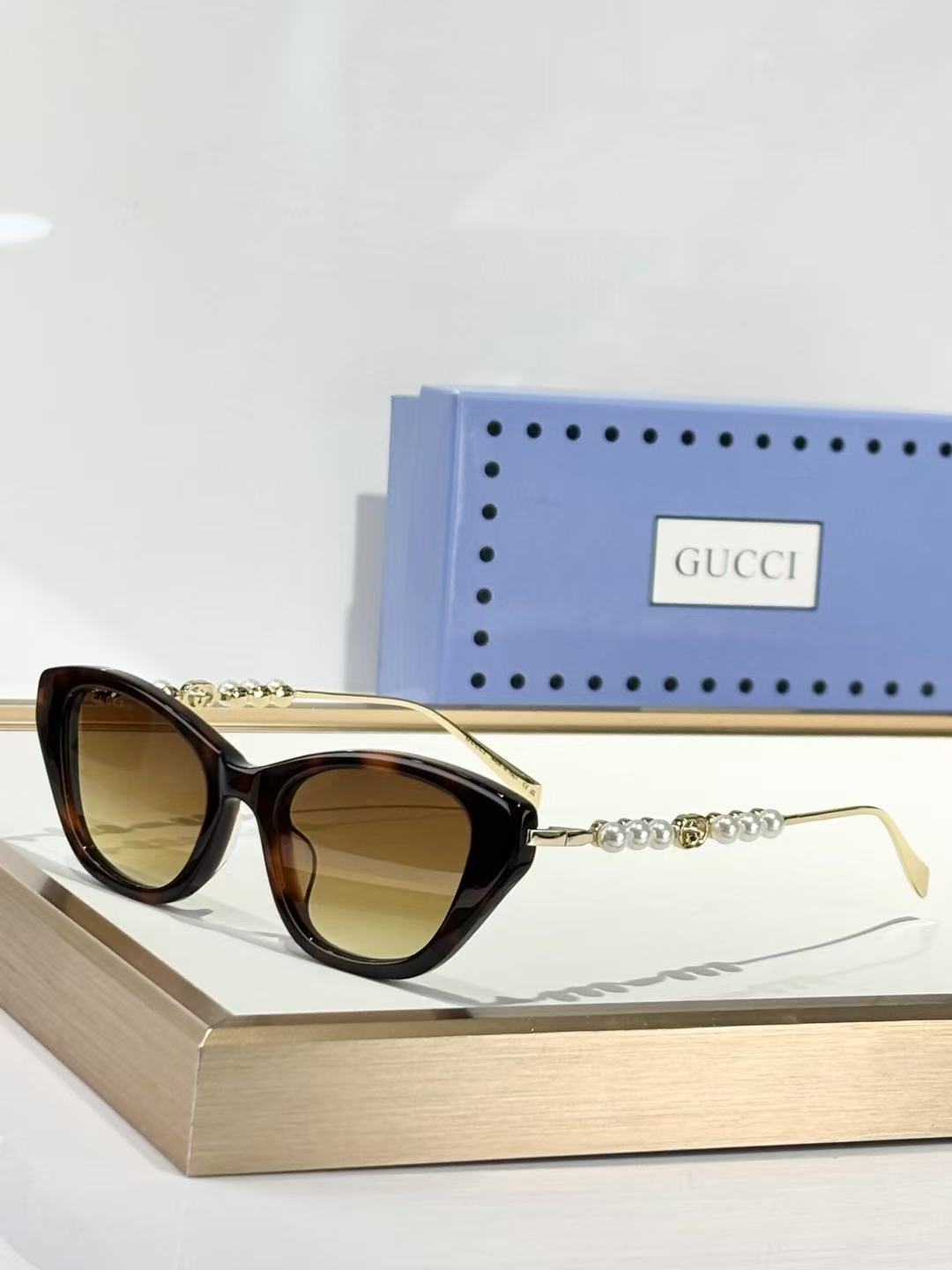 Fashion hot 6 color sunglasses